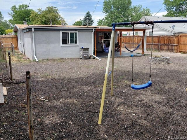 318 Ash St, Hudson, CO 80642