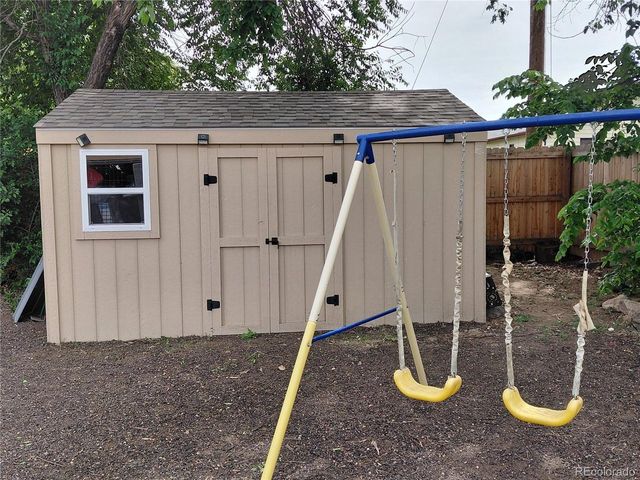 318 Ash St, Hudson, CO 80642