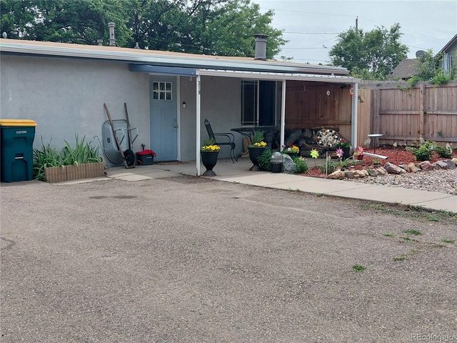 318 Ash St, Hudson, CO 80642