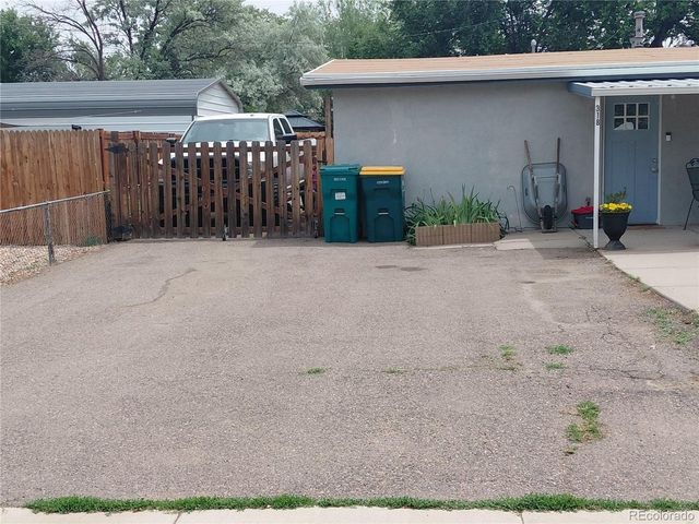 318 Ash St, Hudson, CO 80642