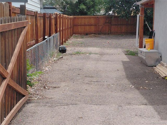 318 Ash St, Hudson, CO 80642