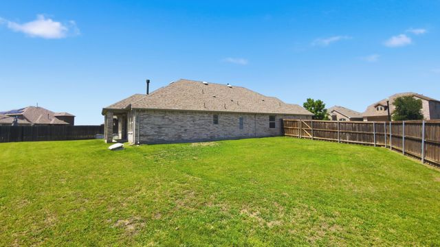 1561 Sugarberry Drive, Forney, TX 75126