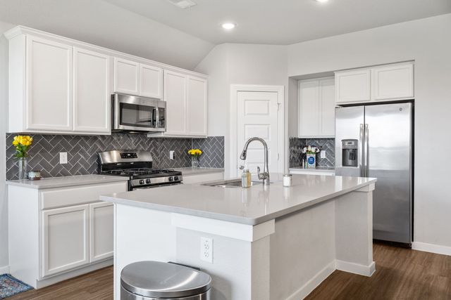 1561 Sugarberry Drive, Forney, TX 75126