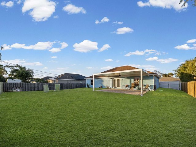 982 SW Worcester Lane, Port St. Lucie, Port St Lucie, FL 34953