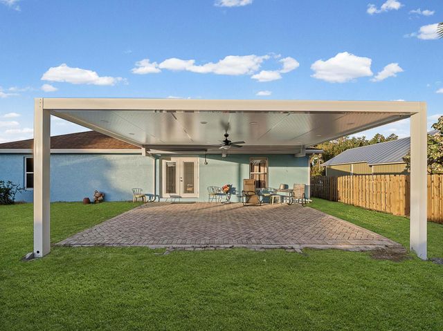 982 SW Worcester Lane, Port St. Lucie, Port St Lucie, FL 34953