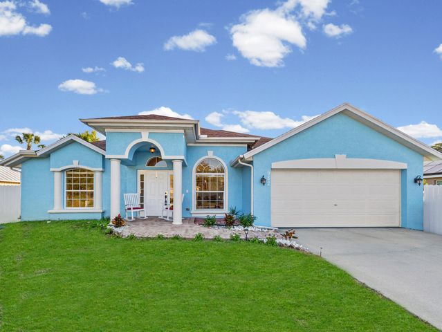 982 SW Worcester Lane, Port St. Lucie, Port St Lucie, FL 34953