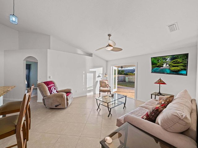 982 SW Worcester Lane, Port St. Lucie, Port St Lucie, FL 34953