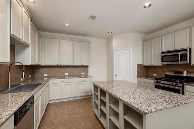 16123 Laura Beth Drive, Hockley, TX 77447