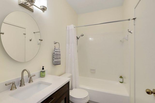 106 E 30th ST 103, Austin, TX 78705