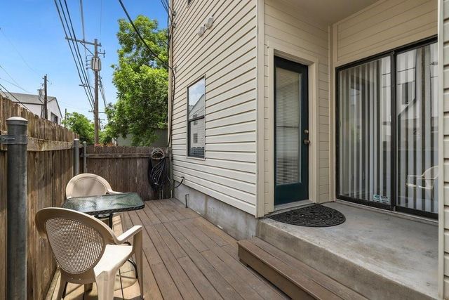 106 E 30th ST 103, Austin, TX 78705