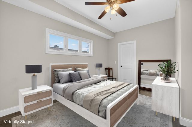 1313 Canal Shore Drive SW, Le Claire, IA 52753