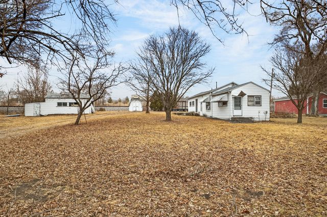 1313 Canal Shore Drive SW, Le Claire, IA 52753