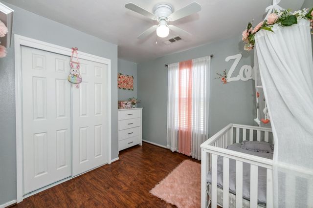 423 N Morningside Drive, Dinuba, CA 93618