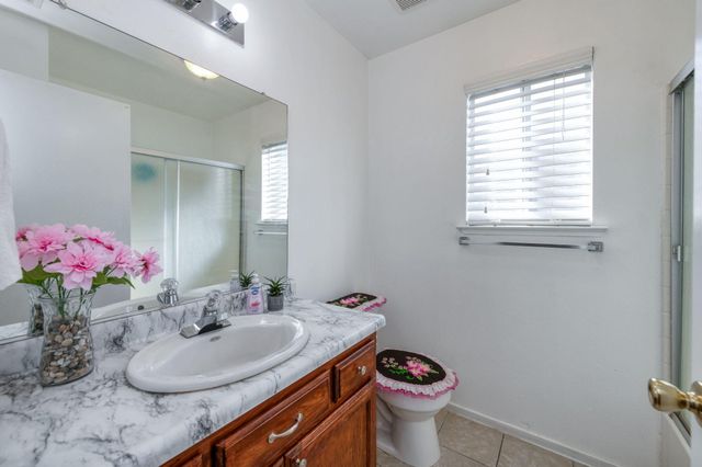 423 N Morningside Drive, Dinuba, CA 93618