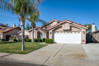 423 N Morningside Drive, Dinuba, CA 93618
