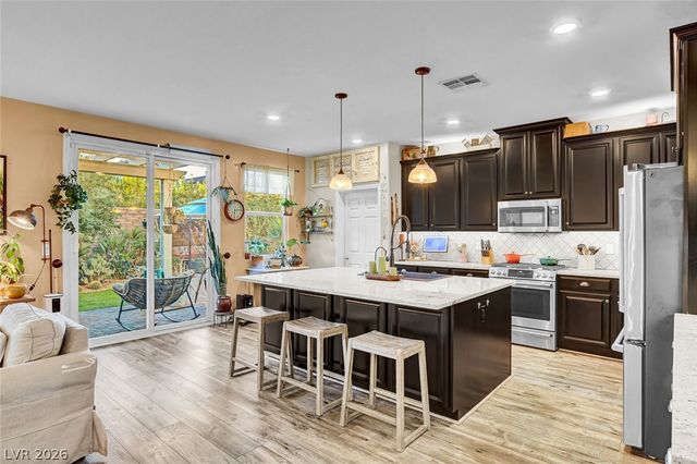 10133 Tenaya Meadows Street, Las Vegas, NV 89178