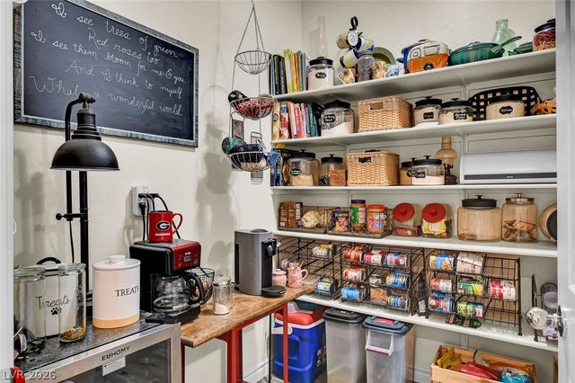 10133 Tenaya Meadows Street, Las Vegas, NV 89178