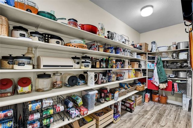 10133 Tenaya Meadows Street, Las Vegas, NV 89178