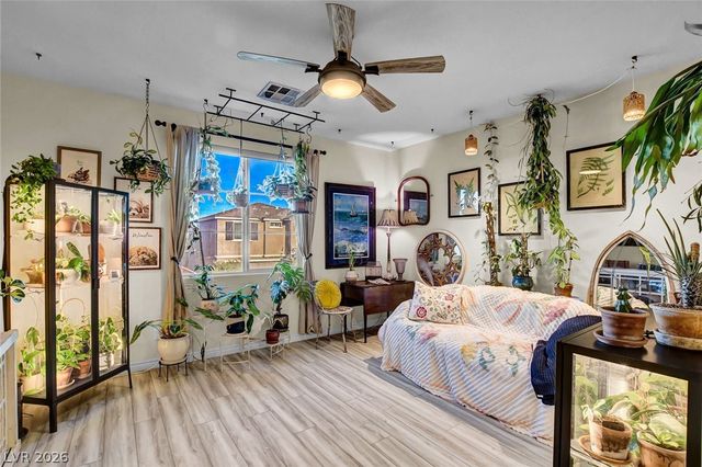 10133 Tenaya Meadows Street, Las Vegas, NV 89178