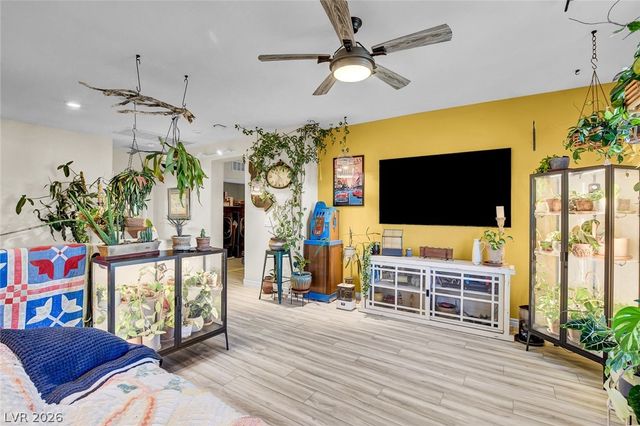 10133 Tenaya Meadows Street, Las Vegas, NV 89178