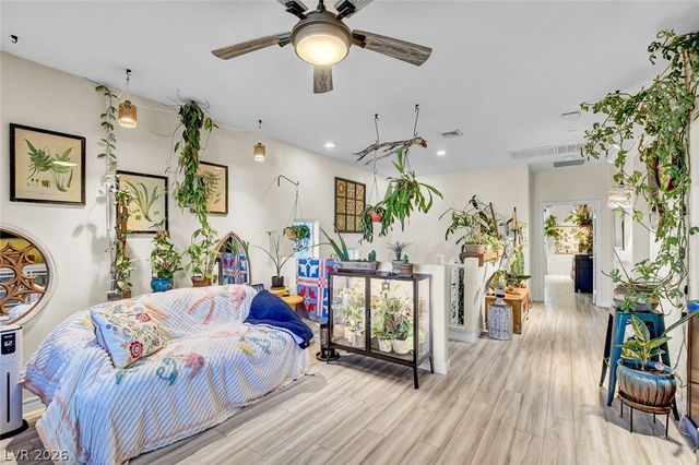 10133 Tenaya Meadows Street, Las Vegas, NV 89178