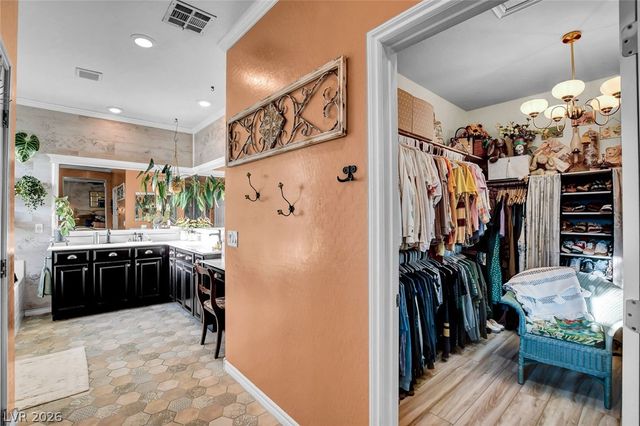 10133 Tenaya Meadows Street, Las Vegas, NV 89178