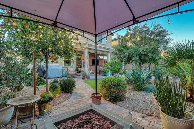 10133 Tenaya Meadows Street, Las Vegas, NV 89178