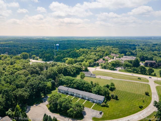 5959 ALAN 56, Brighton Township, MI 48116