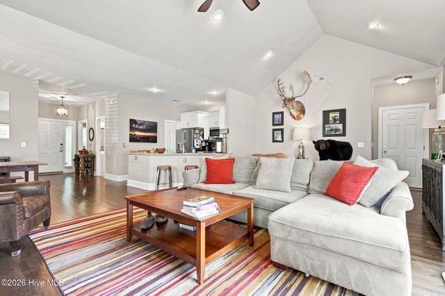 5608 Shell Road Village Drive, Wilmington, NC 28403