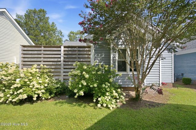 5608 Shell Road Village Drive, Wilmington, NC 28403