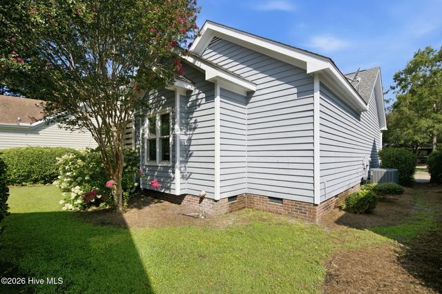 5608 Shell Road Village Drive, Wilmington, NC 28403