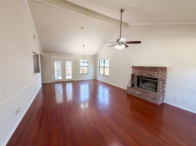 1111 N Riviera CIR, Cedar Park, TX 78613
