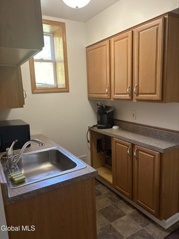 763 Saratoga Road, Glenville, NY 12027