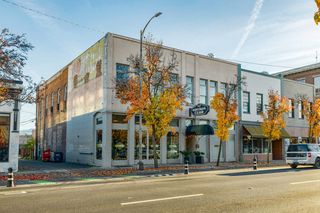 123 W Main Street, Medford, OR 97501
