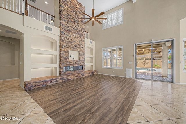 14247 W JENAN Drive, Surprise, AZ 85379
