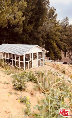 31383 Overcrest Drive, Redlands, CA 92374