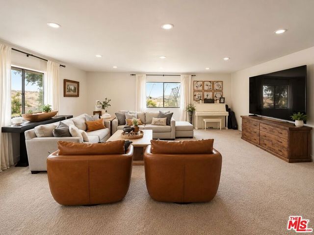 31383 Overcrest Drive, Redlands, CA 92374