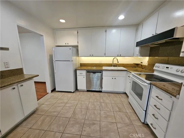 65 N Allen Avenue 220, Pasadena, CA 91106