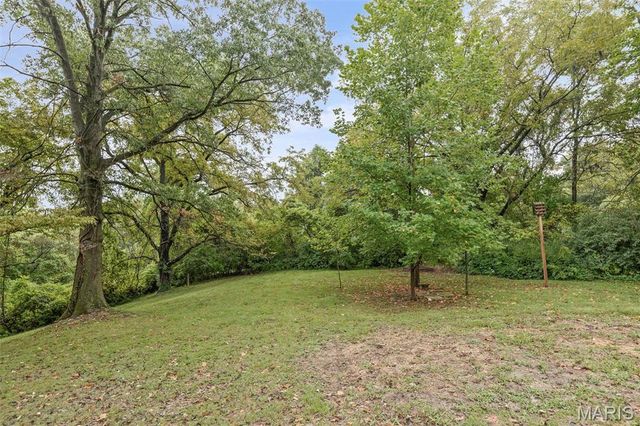 3 Hilldale Drive, Belleville, IL 62223