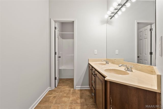 8981 Autumn Brooke Way, Montgomery, AL 36117