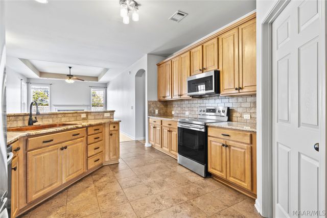 8981 Autumn Brooke Way, Montgomery, AL 36117