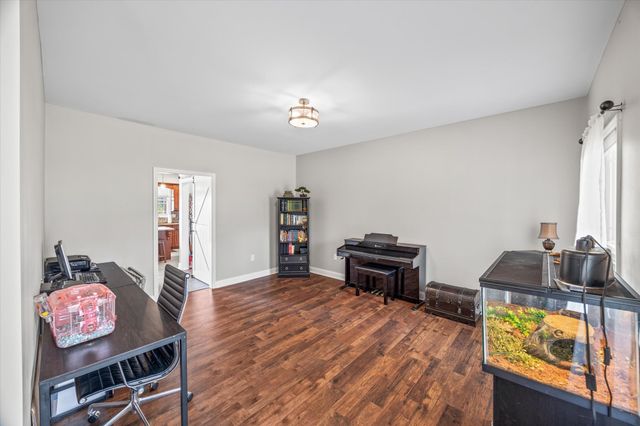 343 Mabry School Rd, Cookeville, TN 38501