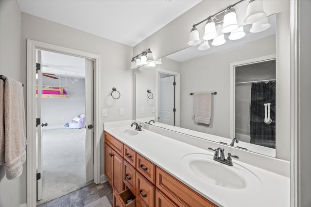 343 Mabry School Rd, Cookeville, TN 38501