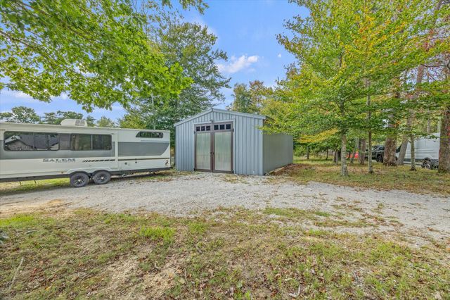 343 Mabry School Rd, Cookeville, TN 38501