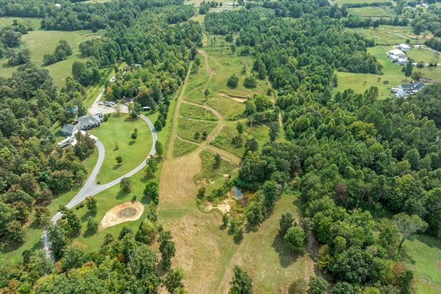 343 Mabry School Rd, Cookeville, TN 38501