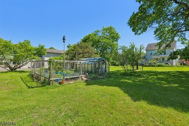 337 S Branch Rd, Hillsborough Twp., NJ 08844