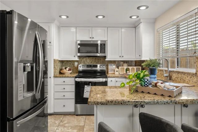 1423 1st, Duarte, CA 91010