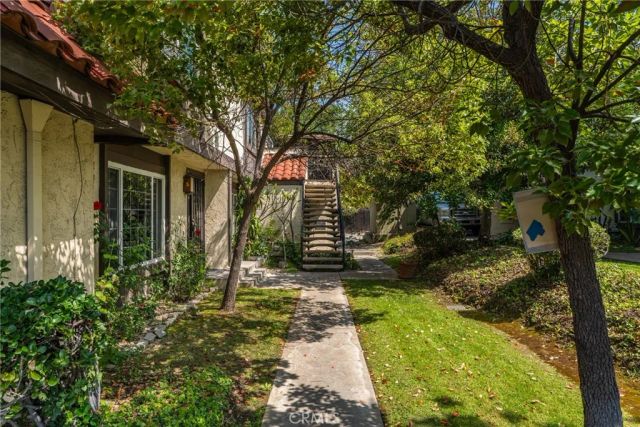 1423 1st, Duarte, CA 91010