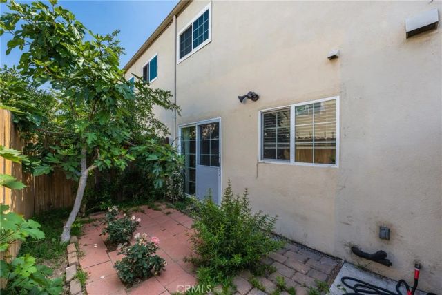1423 1st, Duarte, CA 91010