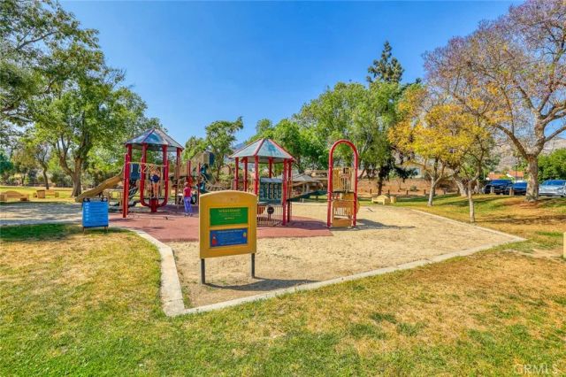 1423 1st, Duarte, CA 91010